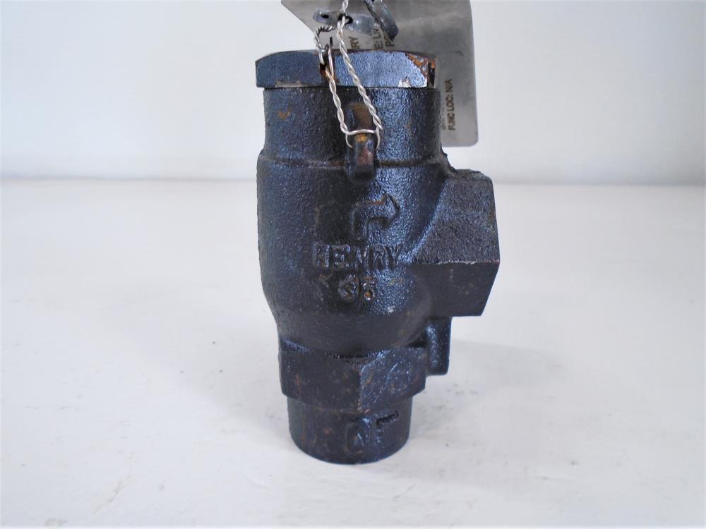 Henry 1/2" NPT x 1" NPT Refrigerant Relief Valve, #5601, 300 PSI, 68.7 Cap